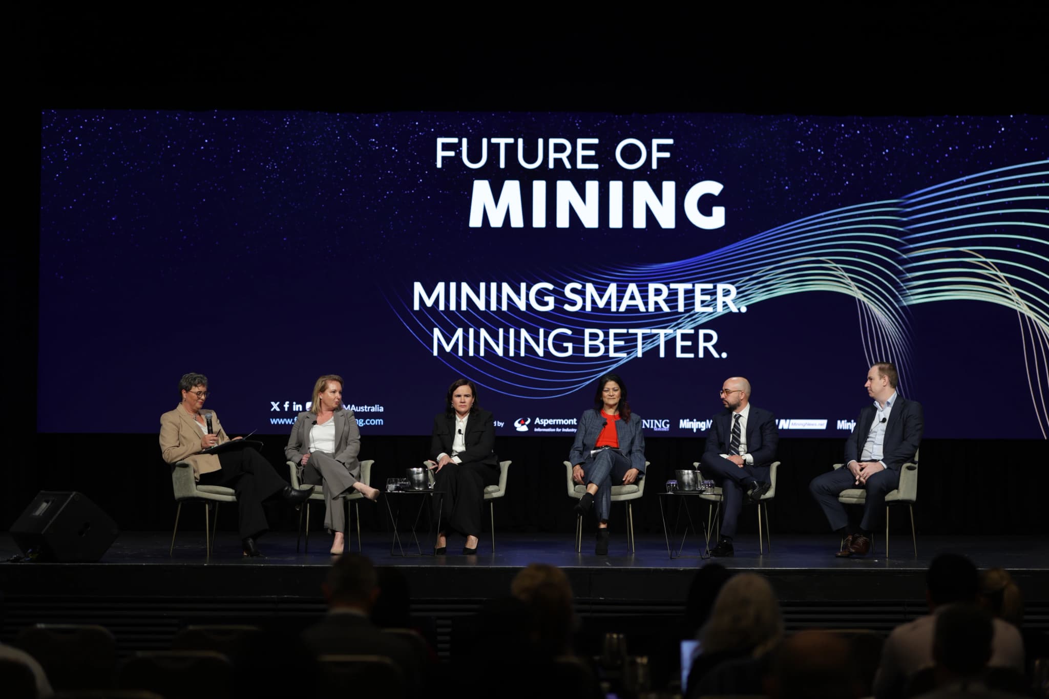 Exhibition floor conversation at Future of Mining Australia in Perth